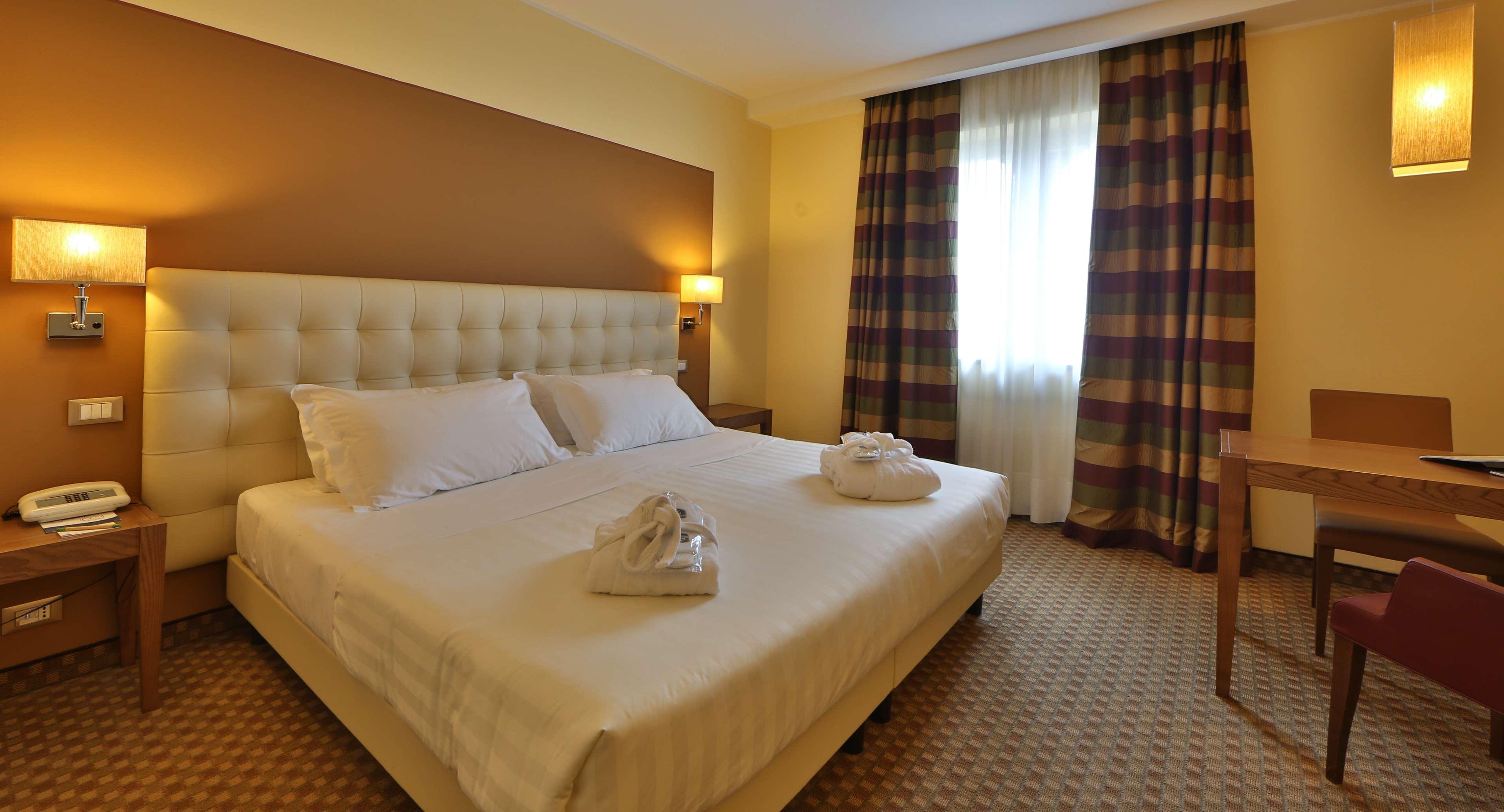 Best Western Grand Hotel Guinigi ลุคคา ภายนอก รูปภาพ