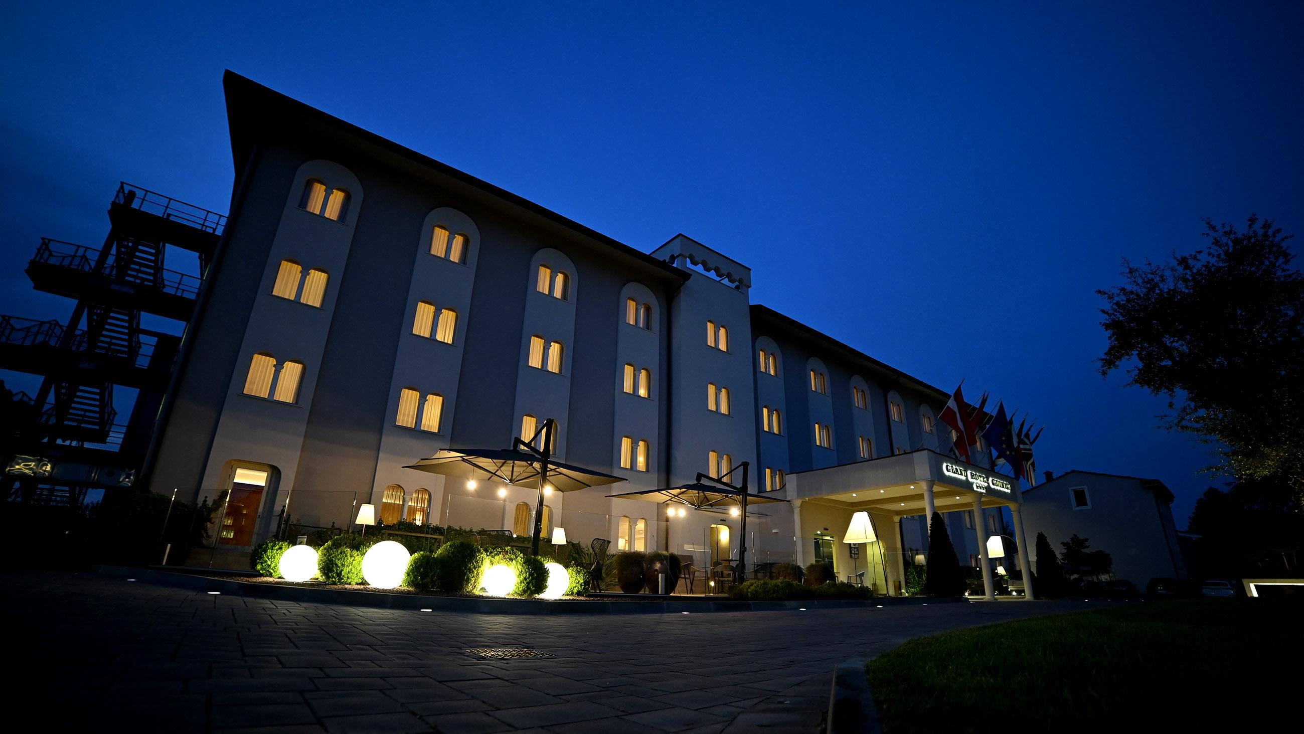 Best Western Grand Hotel Guinigi ลุคคา ภายนอก รูปภาพ