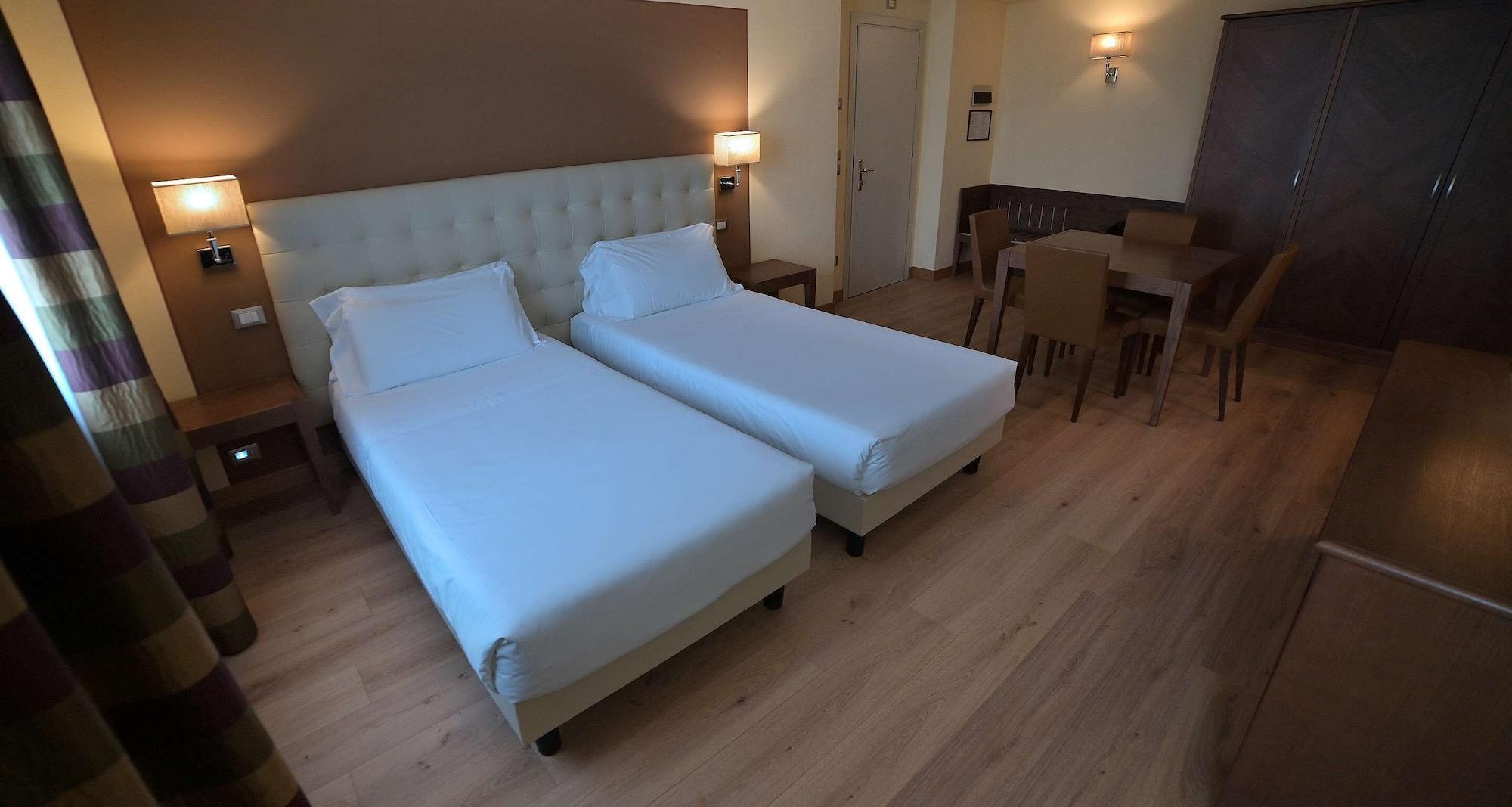 Best Western Grand Hotel Guinigi ลุคคา ภายนอก รูปภาพ